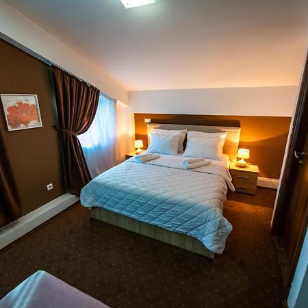 Hotel Oasis Gnojnice Luaran gambar