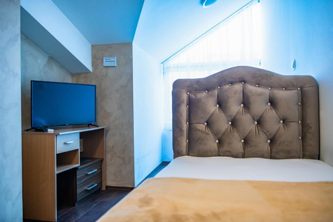 Hotel Oasis Gnojnice Luaran gambar