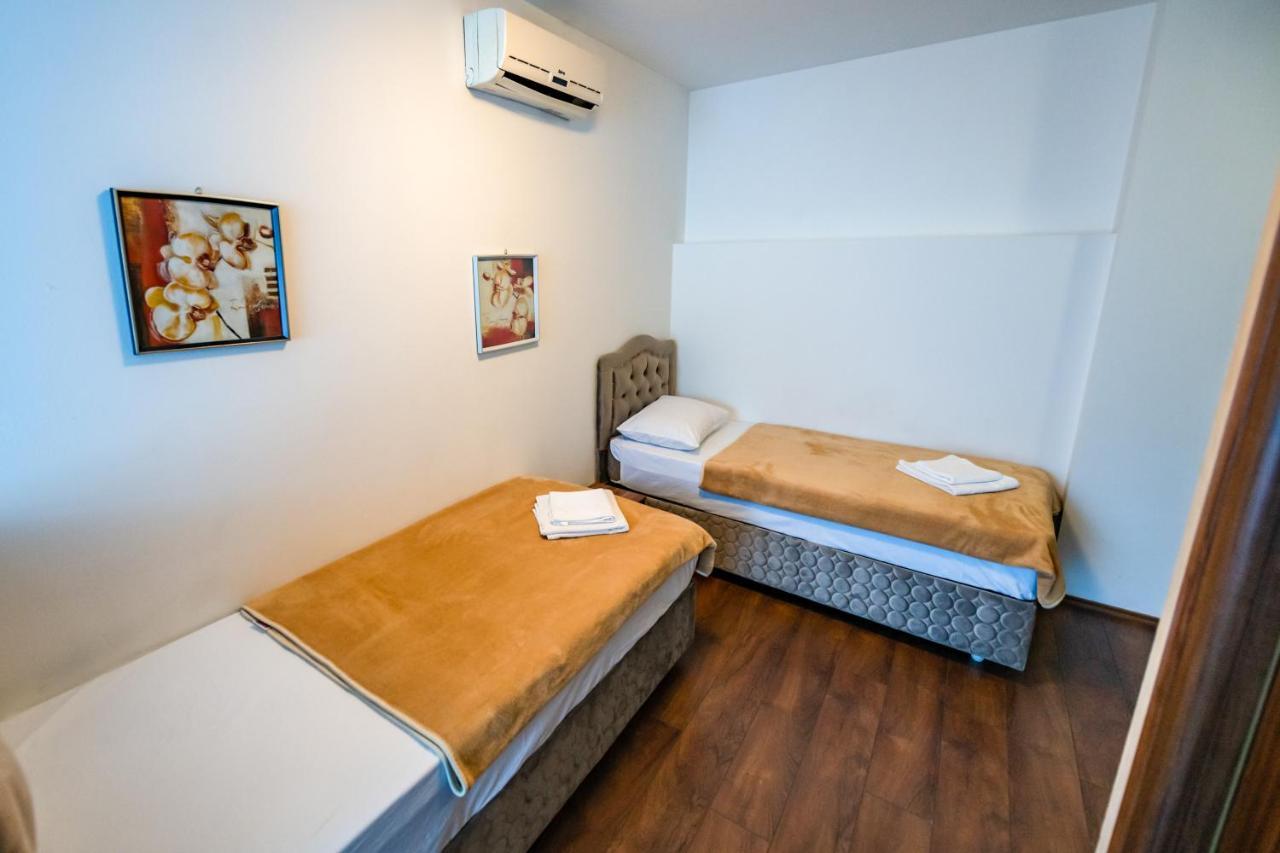 Hotel Oasis Gnojnice Luaran gambar