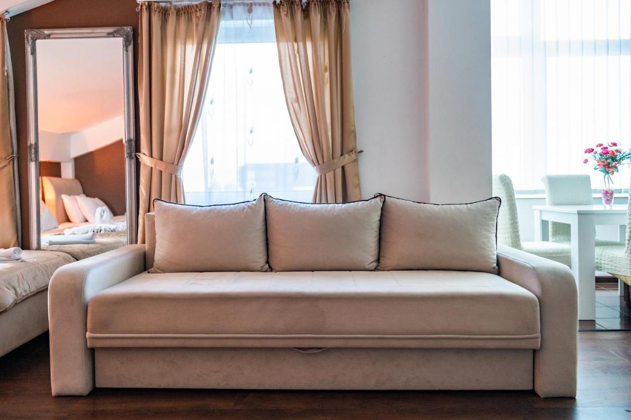 Hotel Oasis Gnojnice Luaran gambar
