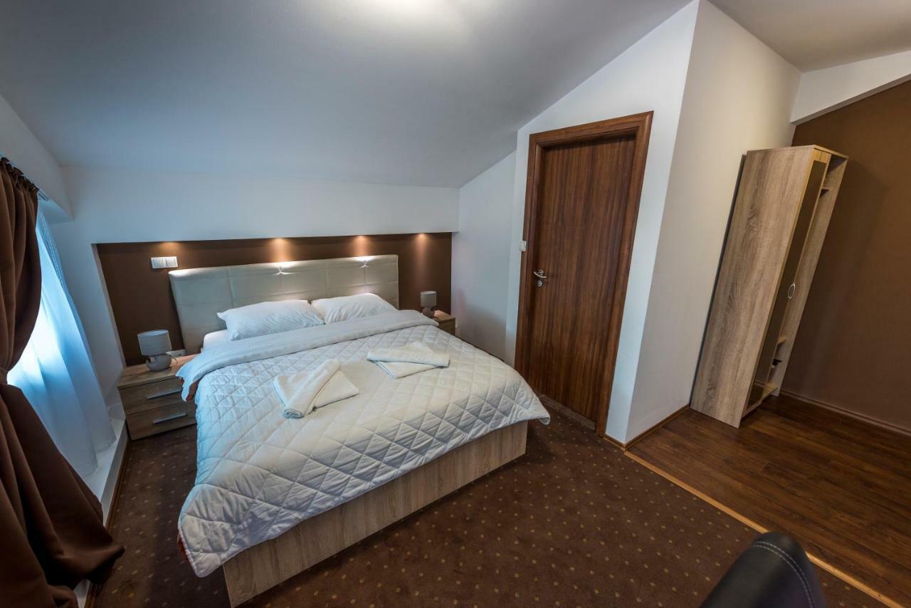 Hotel Oasis Gnojnice Luaran gambar