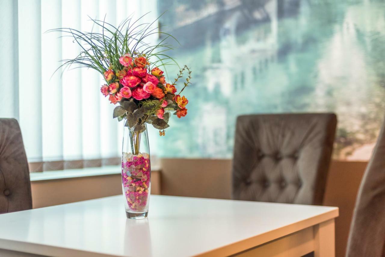 Hotel Oasis Gnojnice Luaran gambar